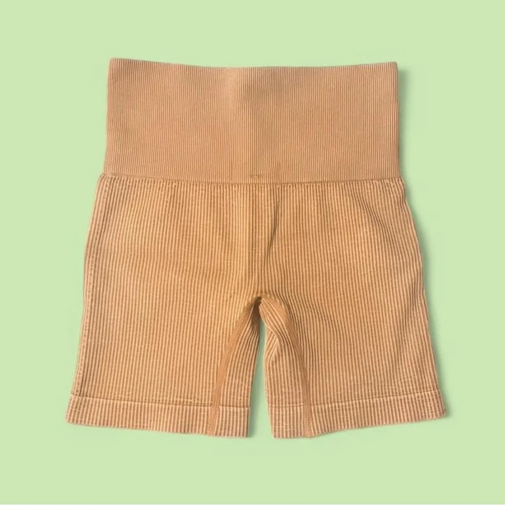 🔶 Colsie Ribbed Biker Shorts~Women’s X-S~Tannish Orange Color~High-Rise - Picture 3 of 6